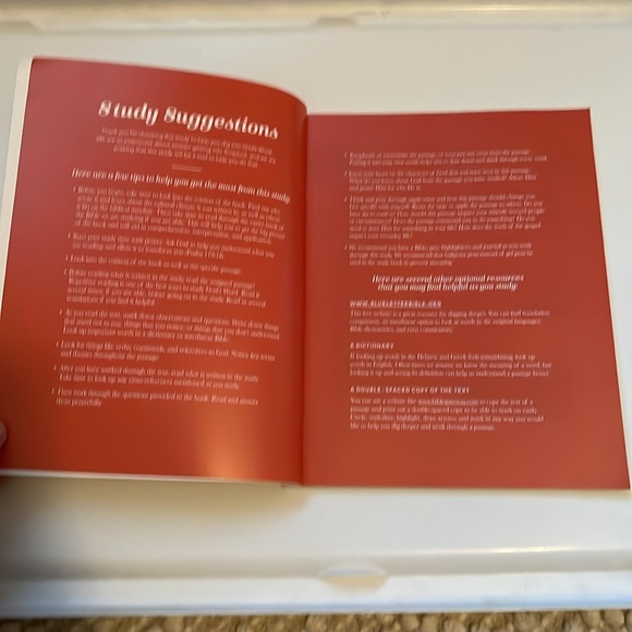 NWT The Daily Grace Co. “Preaching the Gospel to Yourself” Christian Study Book - Picture 6 of 9